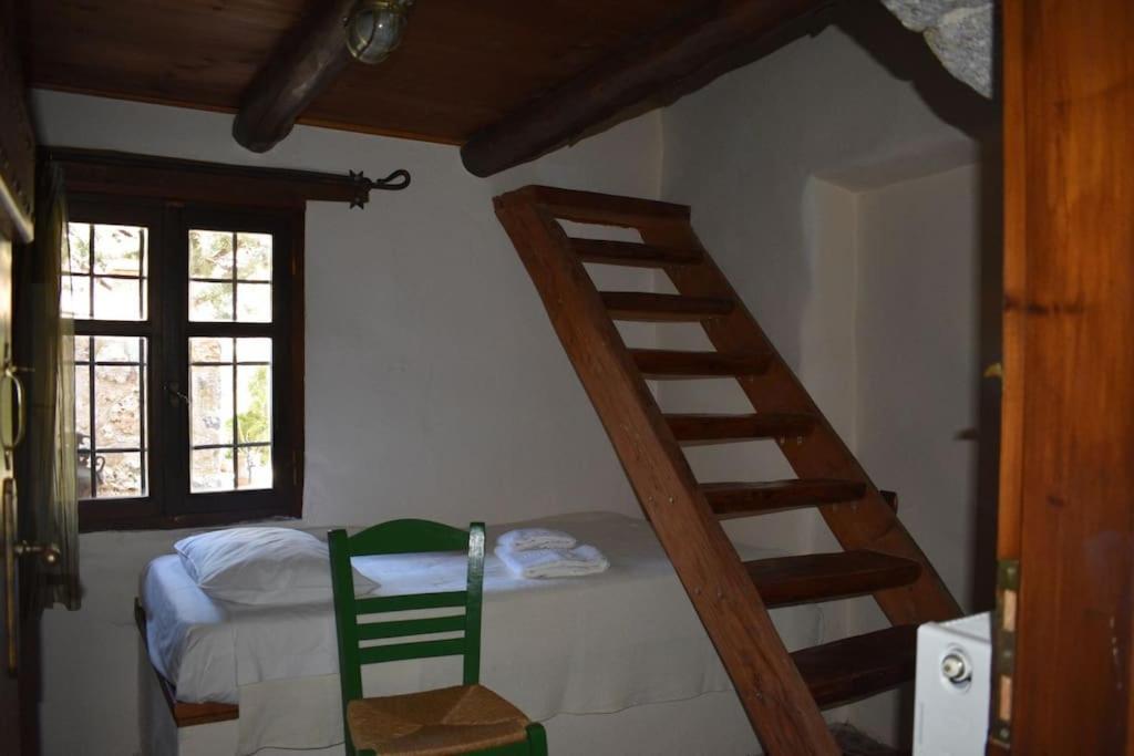 Traditional Villa With Pool In Sfakia Imbros Екстериор снимка