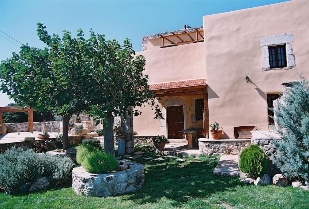 Traditional Villa With Pool In Sfakia Imbros Екстериор снимка