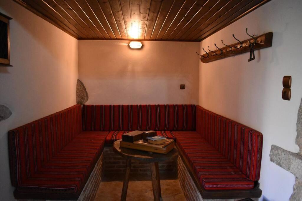 Traditional Villa With Pool In Sfakia Imbros Екстериор снимка
