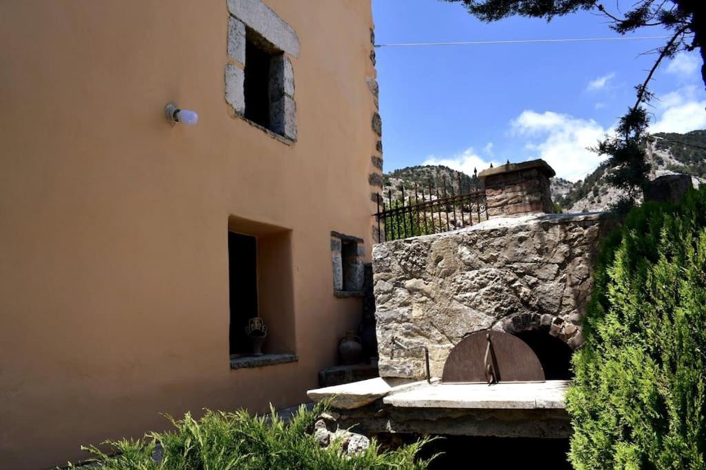 Traditional Villa With Pool In Sfakia Imbros Екстериор снимка