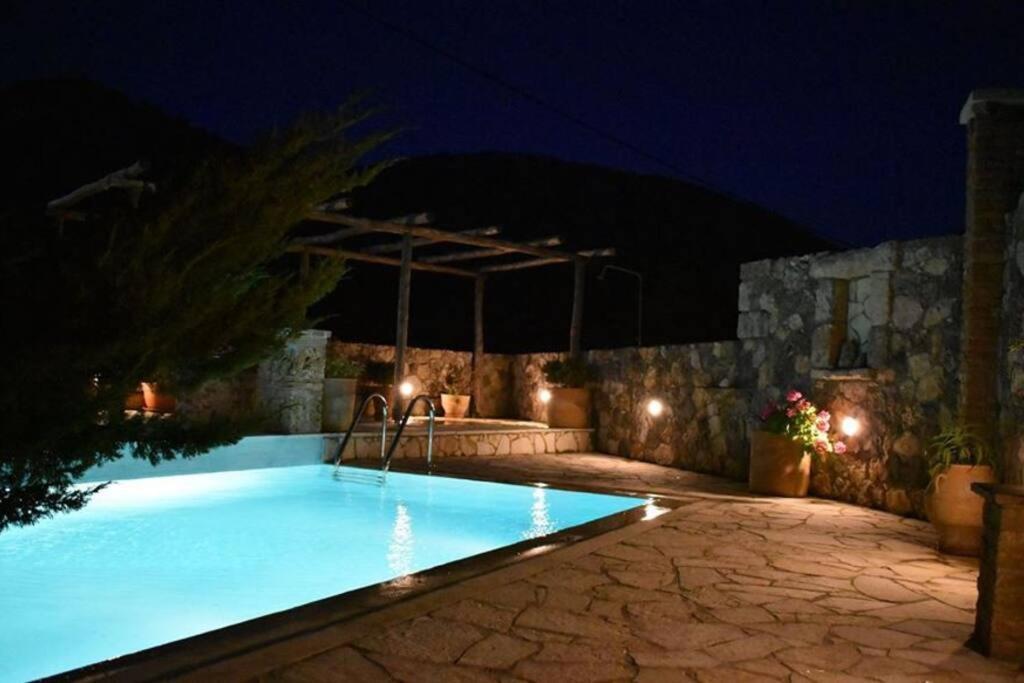 Traditional Villa With Pool In Sfakia Imbros Екстериор снимка